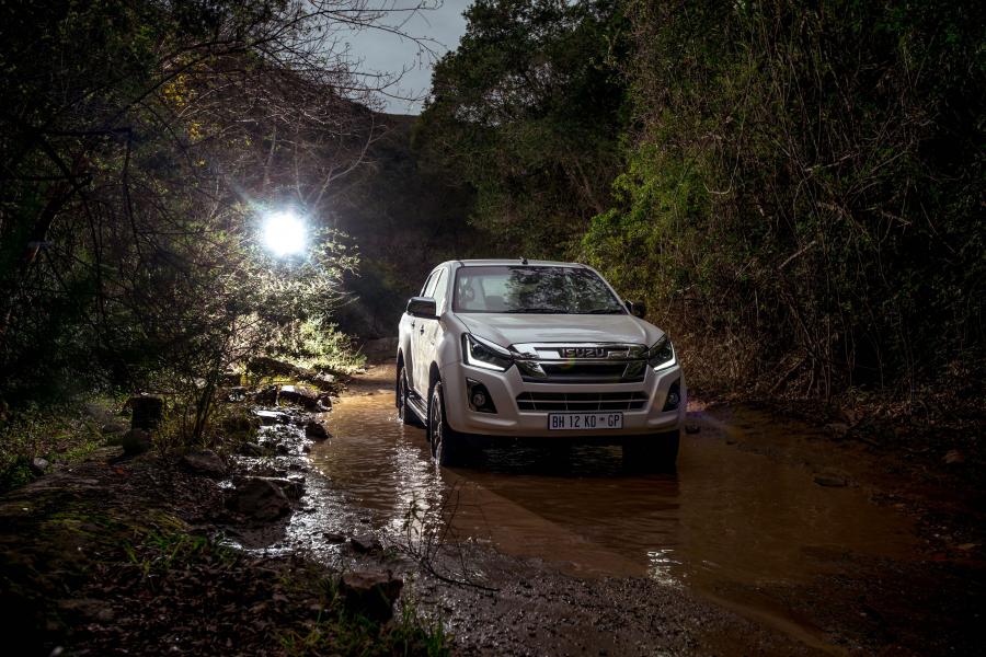  Isuzu D-Max LX Double Cab 2018 года  (ZA) (фото 28 из 37)